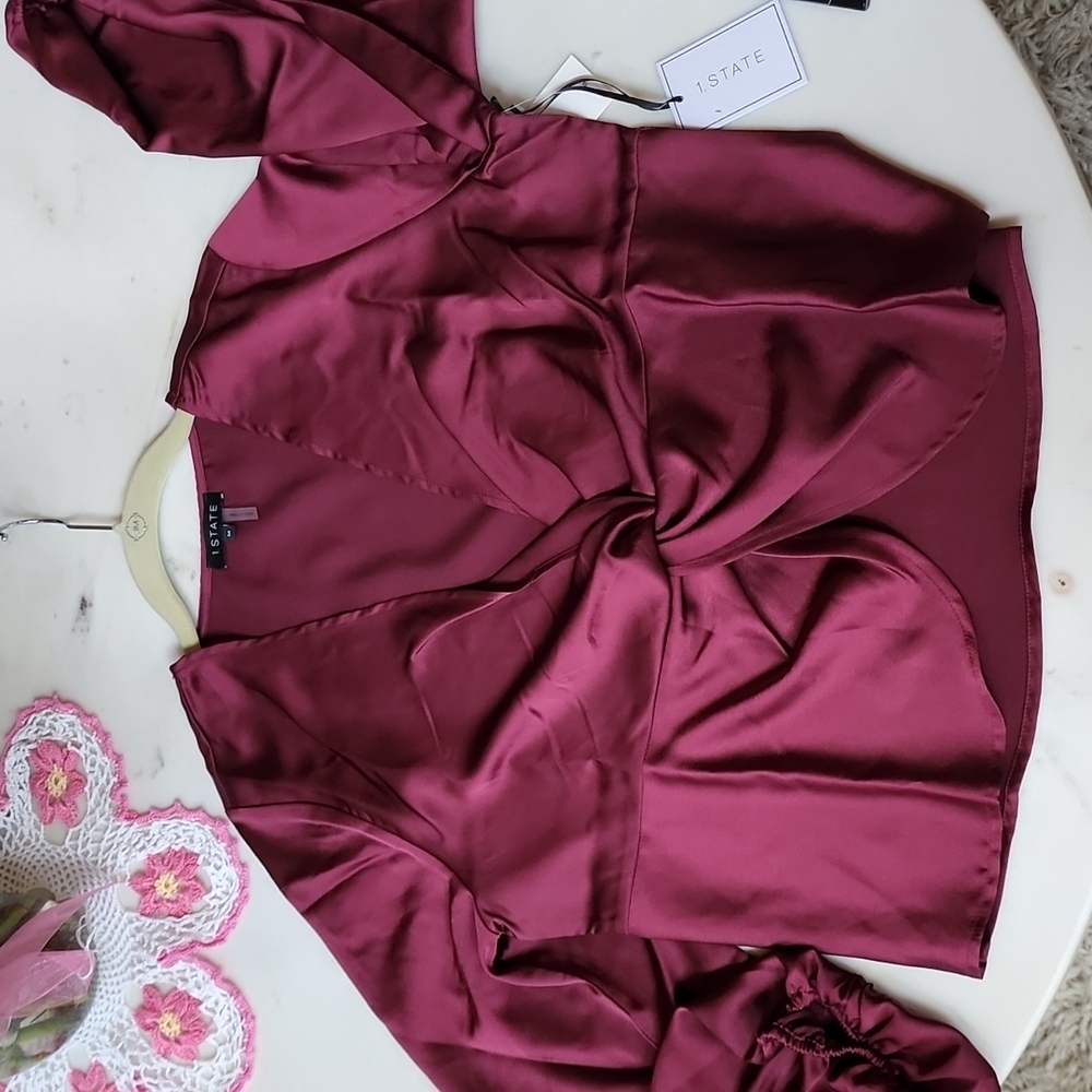 NWT 1.STATE twist front satin blouse in Napa wine size medium - Picture 10 of 14